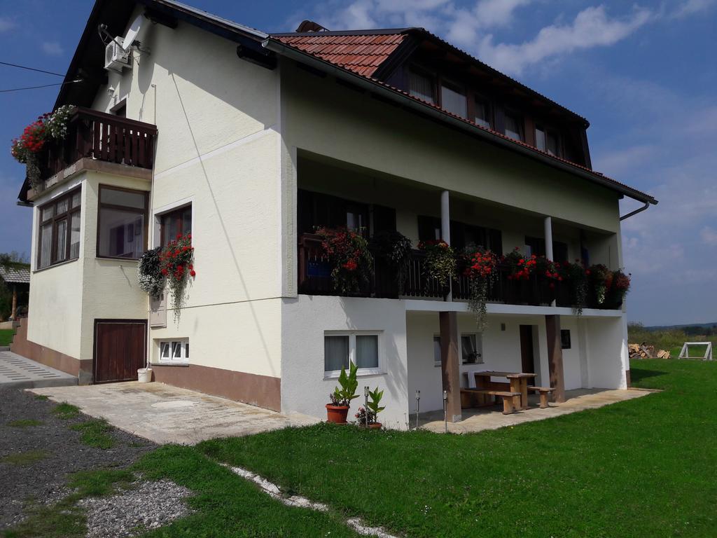 Hotel House Josipa Rakovica Exterior foto